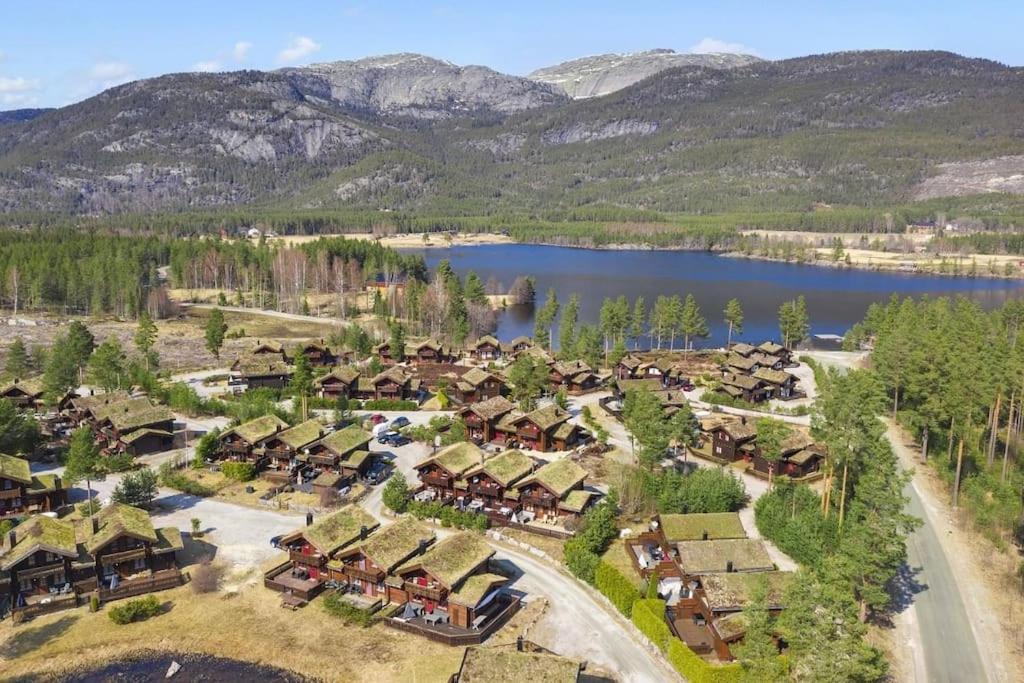 Tradisjonell Laftet Hytte Vrådal Exteriör bild